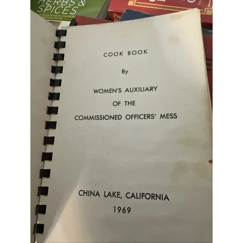 WACOM China Lake Ridgcrest CA 1969 Cookbook * Women's Auxiliary‎ Officers Mess